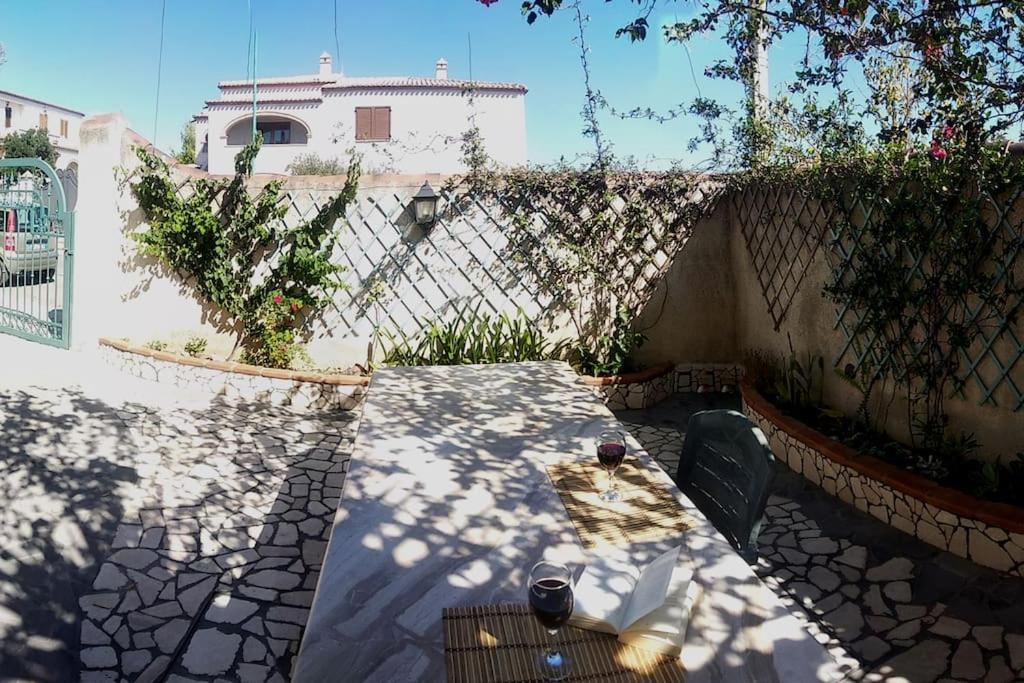 Gollai House Lägenhet Orosei Exteriör bild